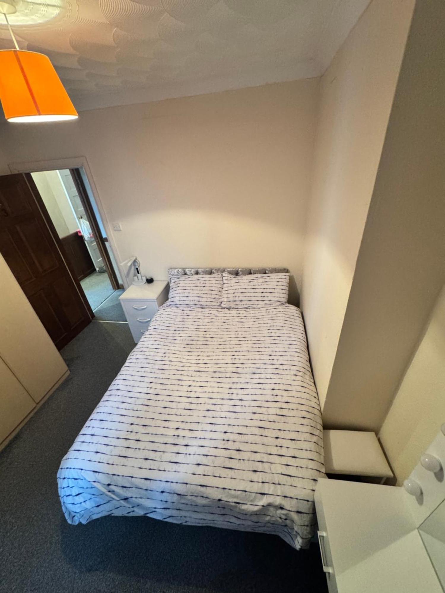 Jxb Homes - Lovely And Spacious Rooms Cliftonville Экстерьер фото