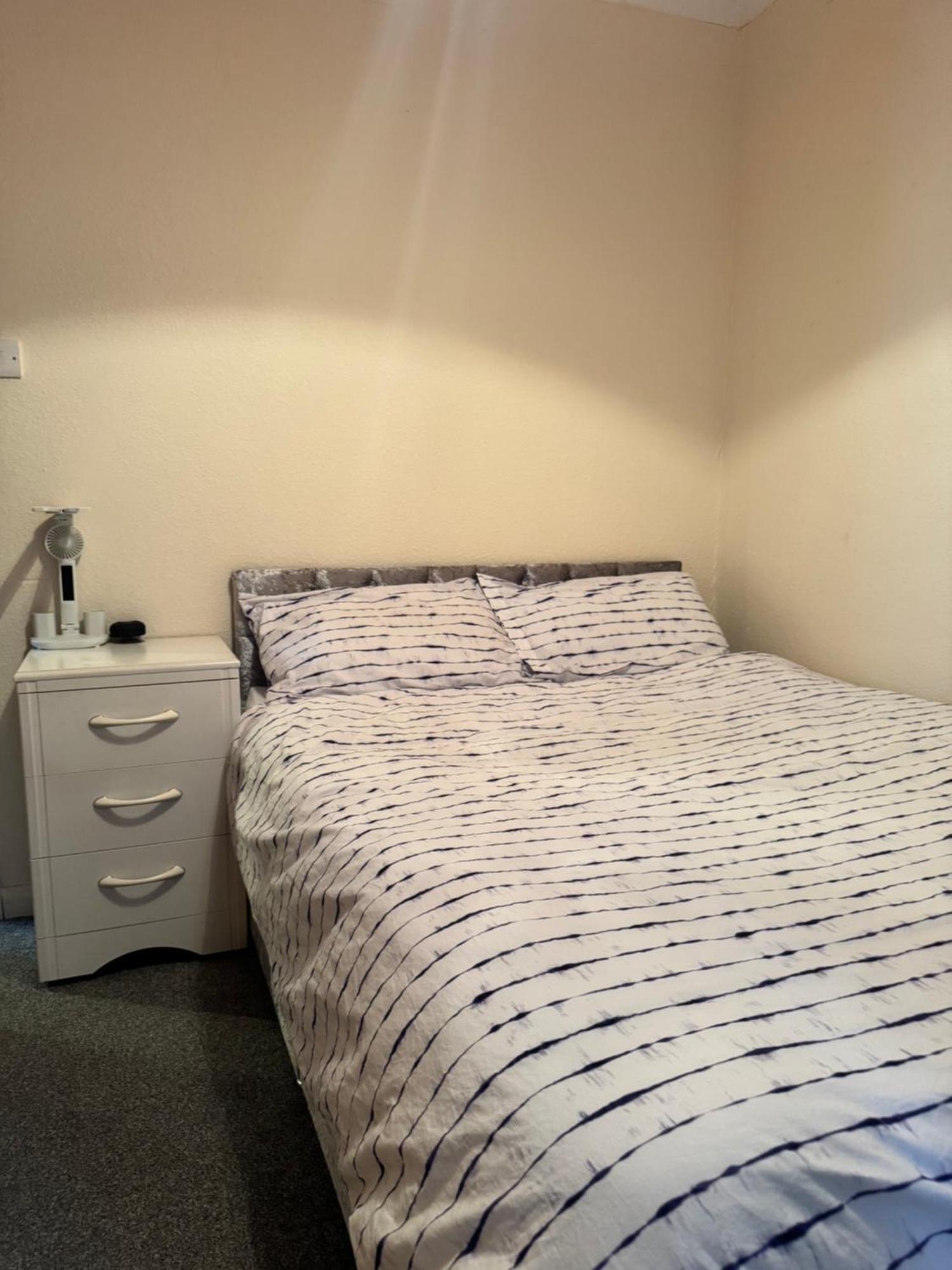 Jxb Homes - Lovely And Spacious Rooms Cliftonville Экстерьер фото