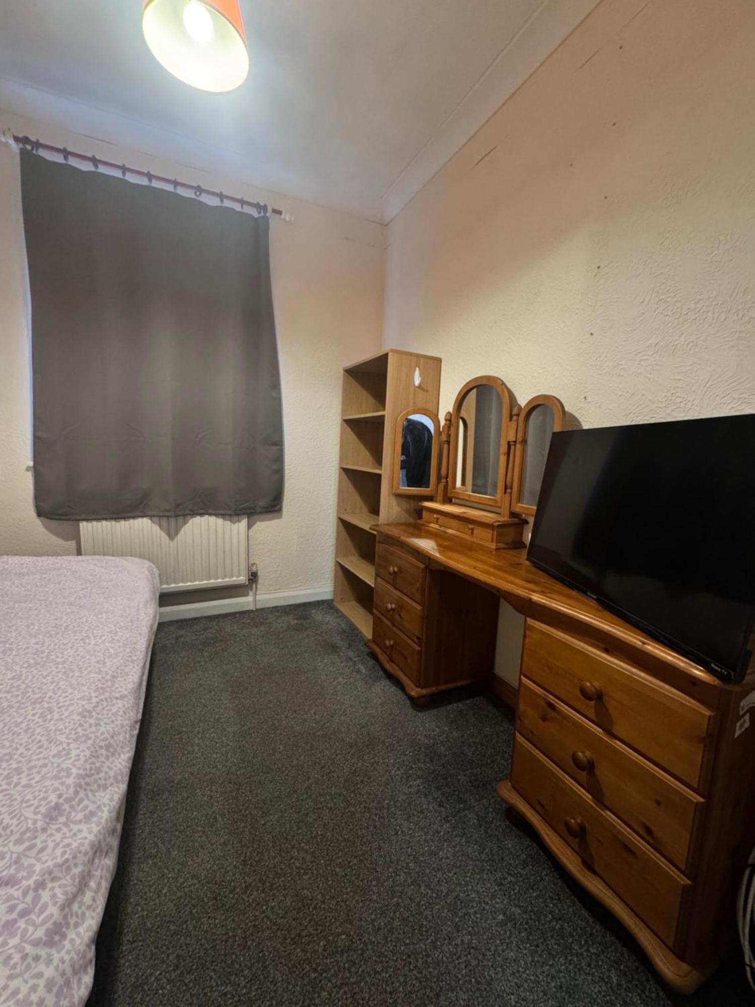 Jxb Homes - Lovely And Spacious Rooms Cliftonville Экстерьер фото