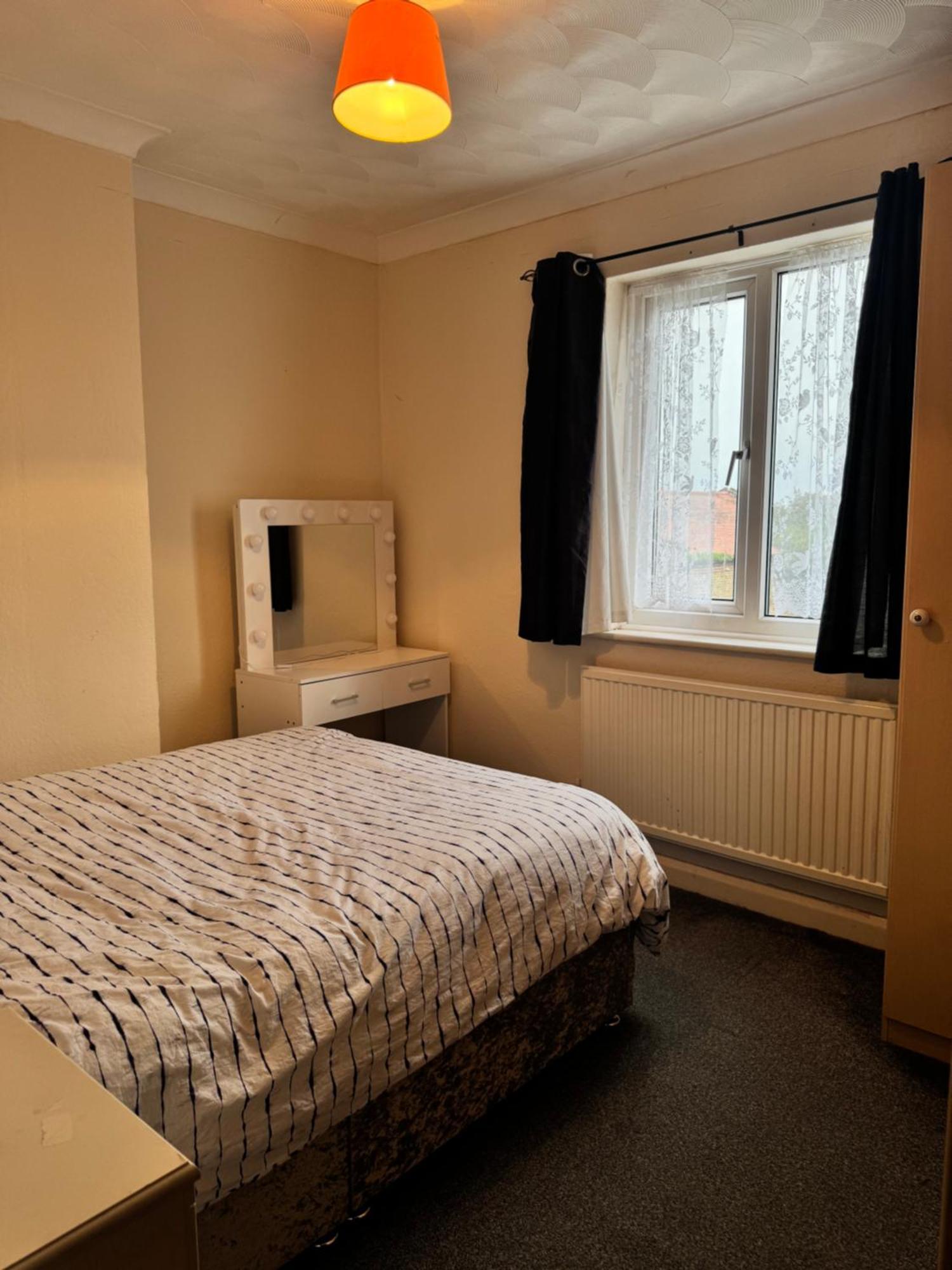 Jxb Homes - Lovely And Spacious Rooms Cliftonville Экстерьер фото